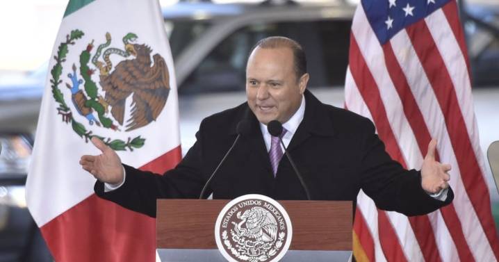 De una silla papal a una presa destruida por Conagua: ¿Qué tiene César Duarte en el rancho El Saucito?