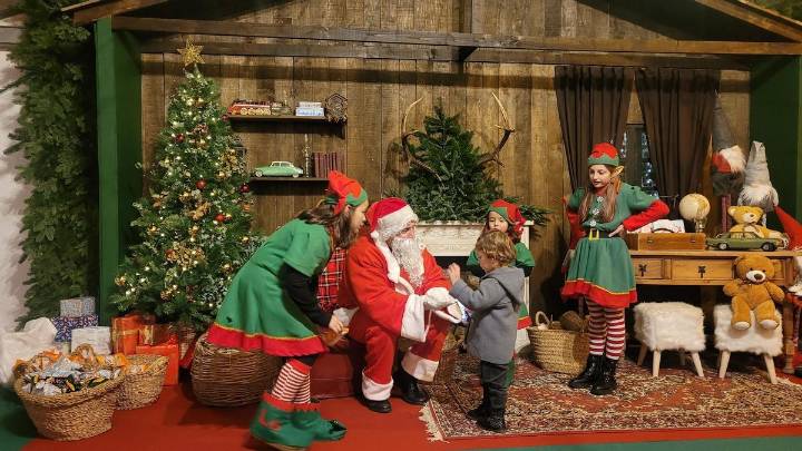 Nuevas carrozas reales en la Navidad de Cangas el Narcea