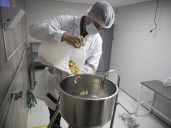 Reforma laboral: qué cambia en indemnización, vacaciones, horas extra, salarios y jornada laboral según el proyecto que Milei mandó al Congreso