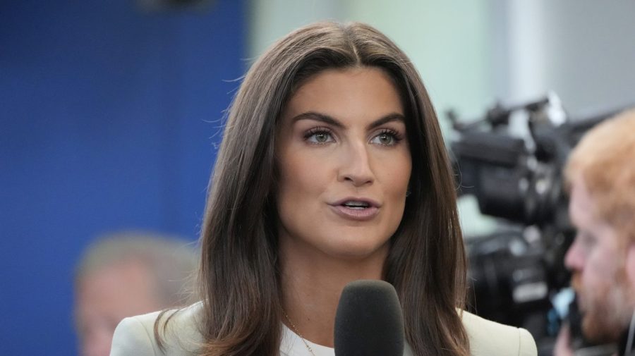 Kaitlan Collins responds to Trump calling her ‘stupid and nasty’