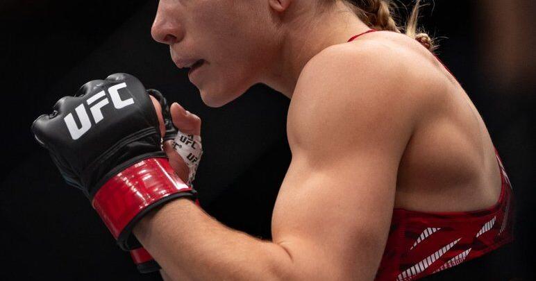 Canadian Lance Gibson Jr. loses UFC debut but joins father in record book