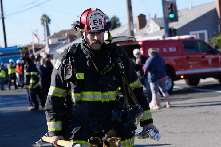 Video: 6 personas lesionadas tras estallido de gas en una casa de California