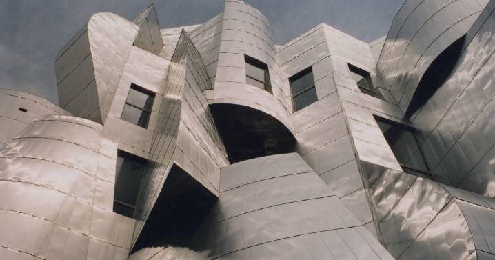 Frank Gehry leaves mark on Minnesota with Weisman Art Museum, Winton Guest House