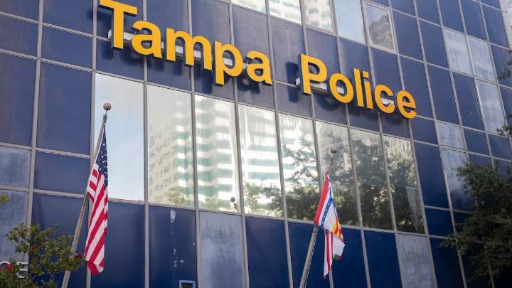 Tampa police officer arrested on domestic violence charges