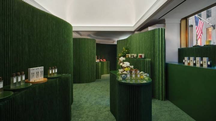 The American Dollar is Beauty’s Favorite New Currency