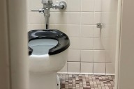 Can you only poo at home? A gastroenterologist explains what the Germans call ‘heimscheisser’