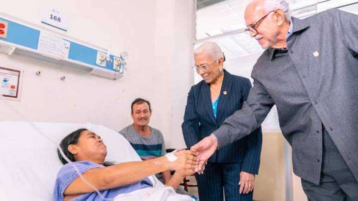 Recuperan movilidad 44 pacientes tras cirugías de rodilla y cadera