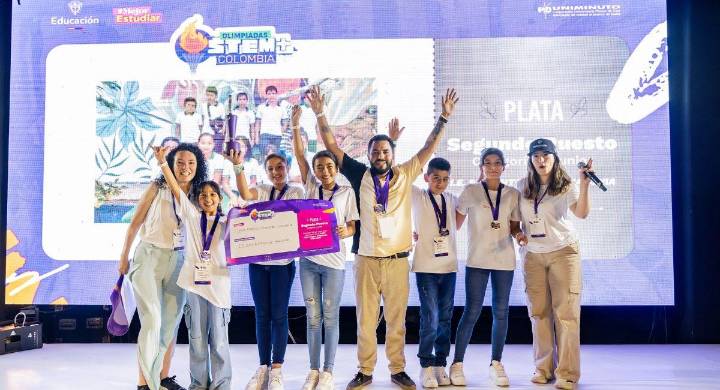 Olimpiadas STEM + Colombia 2025: durante la celebración se realizó el reconocimiento a los diferentes estudiantes participantes