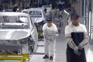 La producción automotriz cayó 29,3% en noviembre y continúa sin repuntar