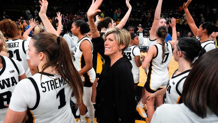 Iowa vs. Rutgers score, updates, highlights for women's basketball