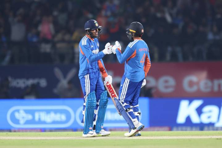 3rd T20I: Abhishek, Varun power India to seven-wicket win over South Africa, take 2