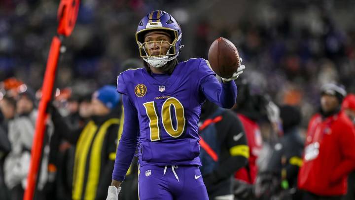 Ravens’ DeAndre Hopkins calls out refs for controversial Isaiah Likely overturn in now deleted post