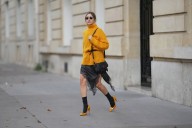 Dónde encontrar la falda asimétrica satinada con encaje tendencia