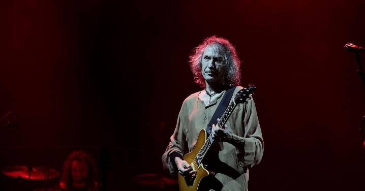 Robe Iniesta: arte, poesía y amor