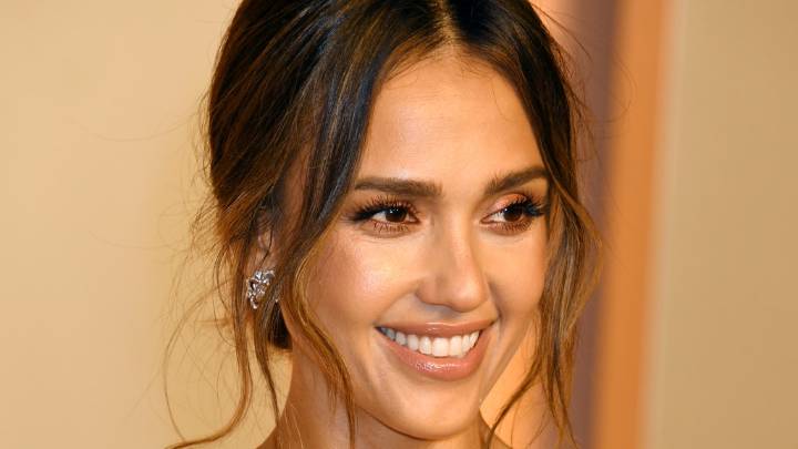 Jessica Alba recalls "awful" worst acting moment