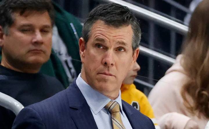 NHL News: NY Rangers welcome back 3x Stanley Cup champion Mike Sullivan can’t utilize yet
