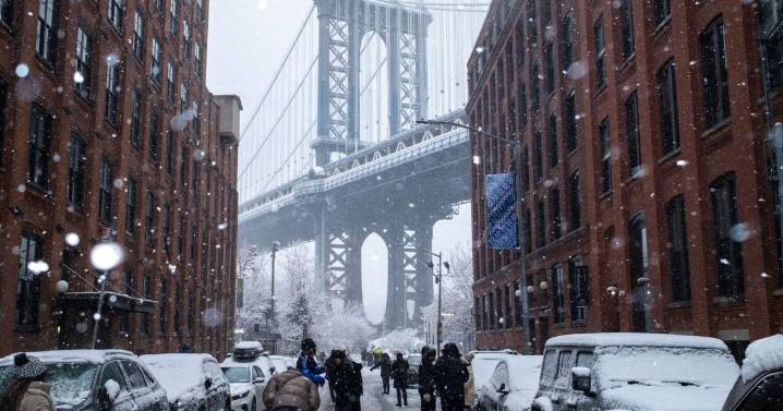Weekend storm drops heavy snow around Northeast as Pacific Northwest braces for more rain
