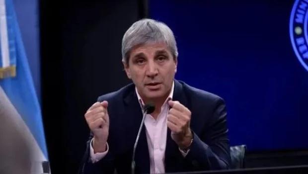 "No compren en Pilar": Caputo apuntó contra el intendente por la suba de impuestos