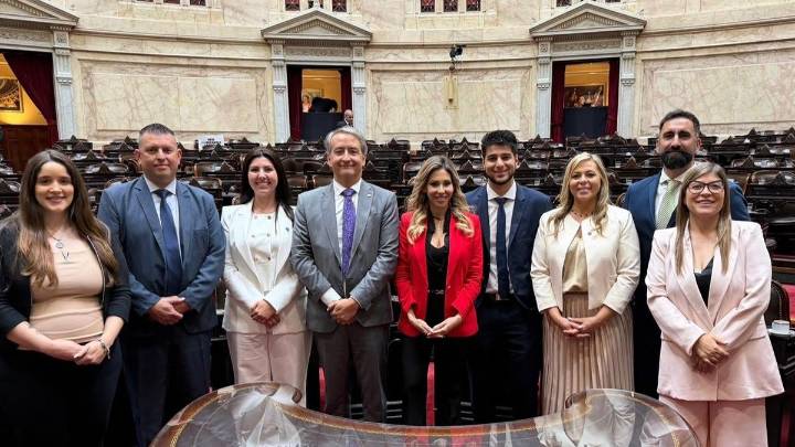 Con el liderazgo de Romina Diez, La Libertad Avanza de Santa Fe consolida su espacio con nueve diputados