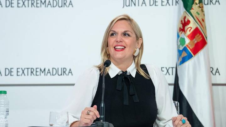 Junta y sindicatos negociarán este viernes la subida salarial del 2,5% a los funcionarios: "Se abonará cuanto antes"