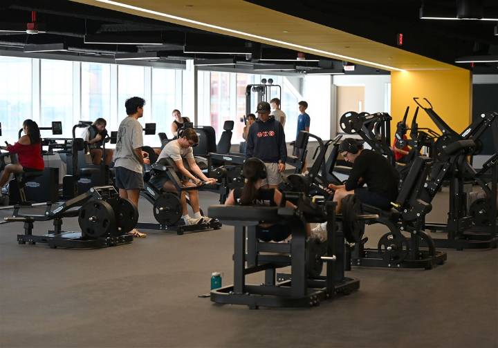 Pitt faculty and employees frustrated with losing free gym access with new rec center