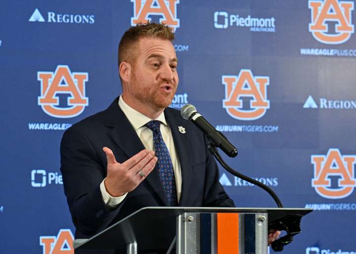 Does Alex Golesh play golf? Auburn’s new coach reacts to ‘setup’ question