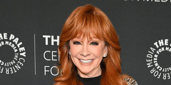 Reba Hops on Nostalgic Trend Highlighting Her Most Life