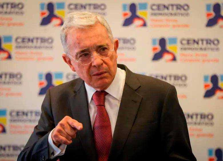 Uribe confirma que proceso de elección en Centro Democrático continuará sin Miguel Uribe Londoño