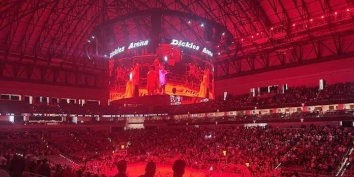 Texas Tech rolls past LSU