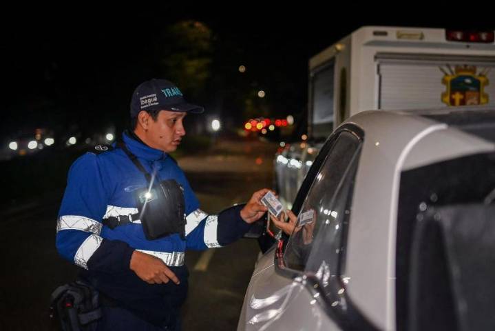 Autoridades de tránsito impusieron 105 órdenes de comparendo durante el fin de semana