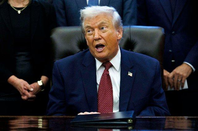 Trump alerta sobre «borrado» de la civilización europea debido a sus políticas migratorias