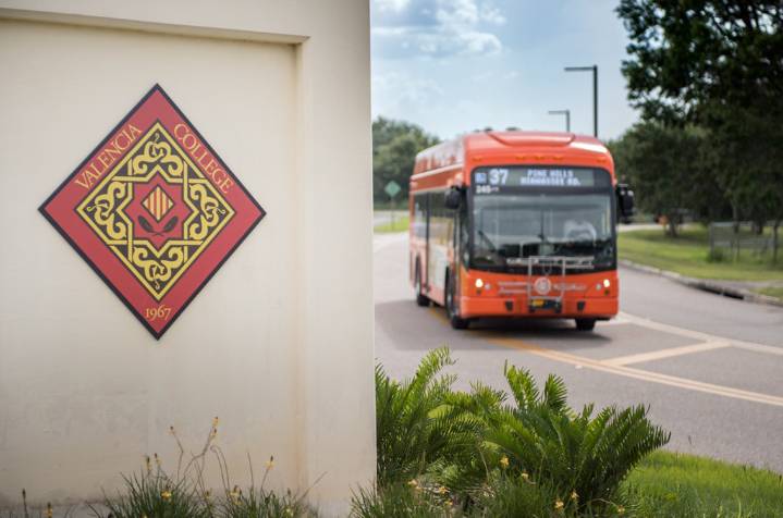 Faculty unions challenge Florida's new syllabi rules