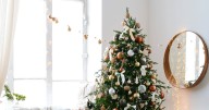 10 Minimalist Holiday Decor Ideas for a Chic, Clean
