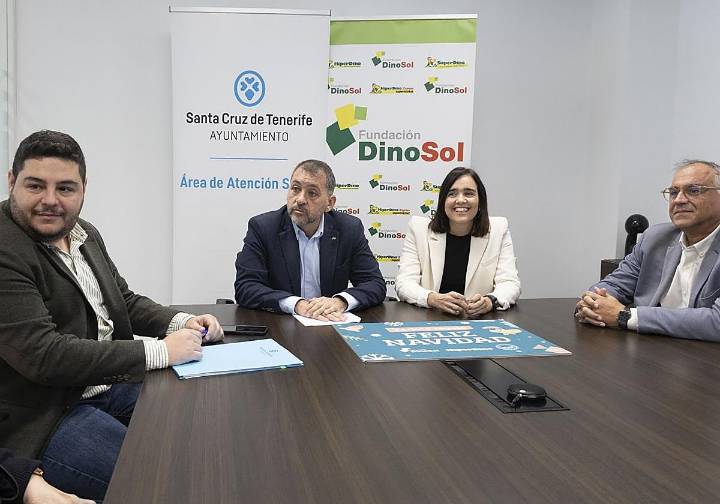 La Fundación DinoSol y el Ayuntamiento de Santa Cruz de Tenerife llevan la magia de la Navidad a los niños de los hogares con escasez de recursos del municipio