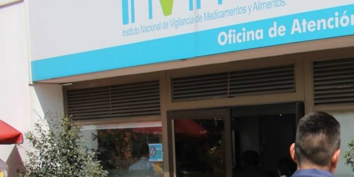 Invima lanza alerta por “Leche en Polvo Induleche” falsificada y advierte incumplimientos que ponen en riesgo la salud