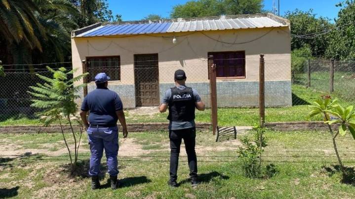 Cayó otro punto de venta de drogas tras un allanamiento; hay una mujer detenida