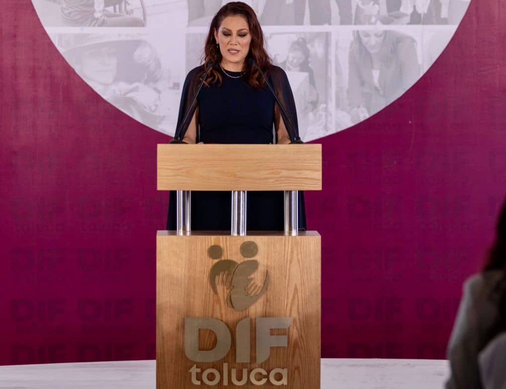 ROCÍO PEGUEROS PRESENTA SU PRIMER INFORME AL FRENTE DEL DIF DE TOLUCA