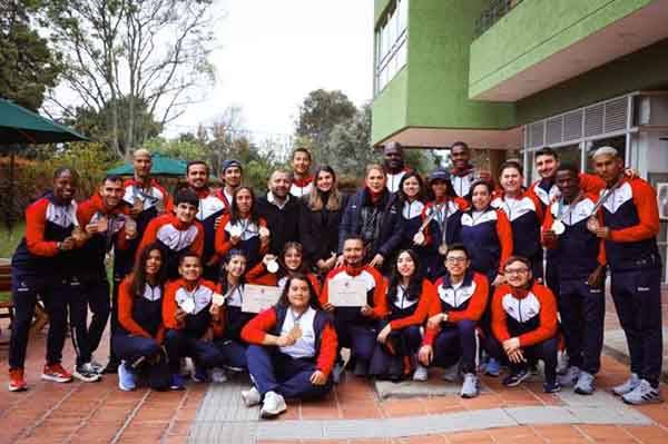 Colombia recibió a los medallistas sordolímpicos de Tokio 2025