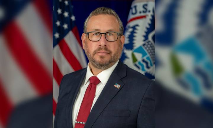 US Senator flags H-1B abuse, raising questions for Indian tech talent