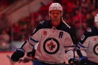 Deadspin | Coach critical of skidding Jets ahead of matchup vs. Predators