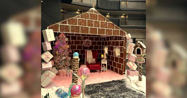 Washington's largest gingerbread house on display in downtown Spokane