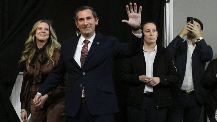 Trump-backed Republican Matt Van Epps wins U.S. House special election in Tennessee