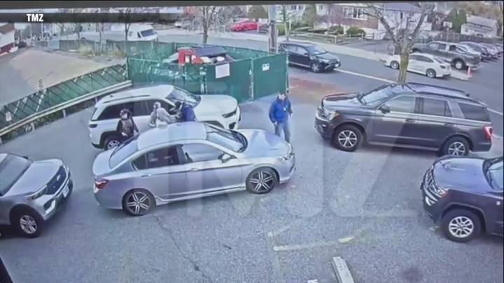 Video shows mother of White House official’s nephew being detained by federal agents