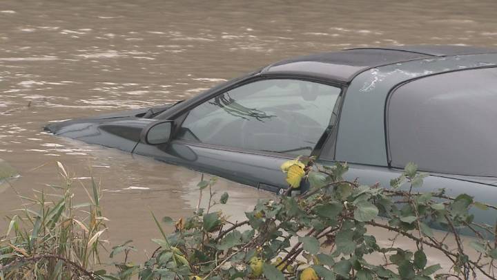 Fraser Valley flooding continues to force road closures, school closures, evacuation orders, distress