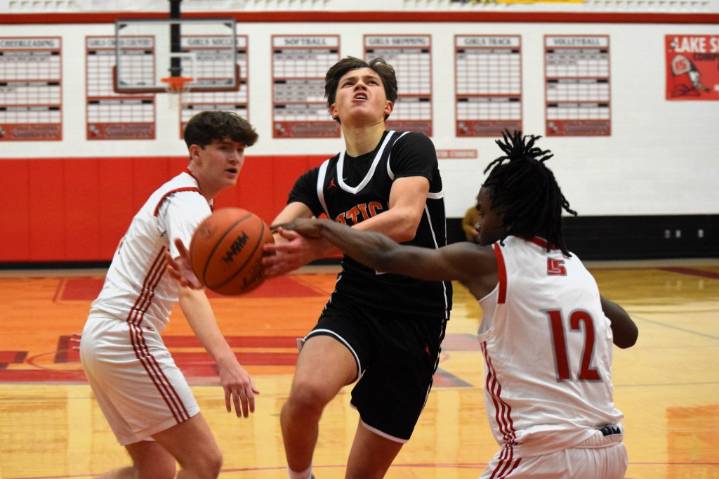 Utica opens with big win over Lake Shore; Rochester drubs Lakeview; Cousino topples L’Anse Creuse North