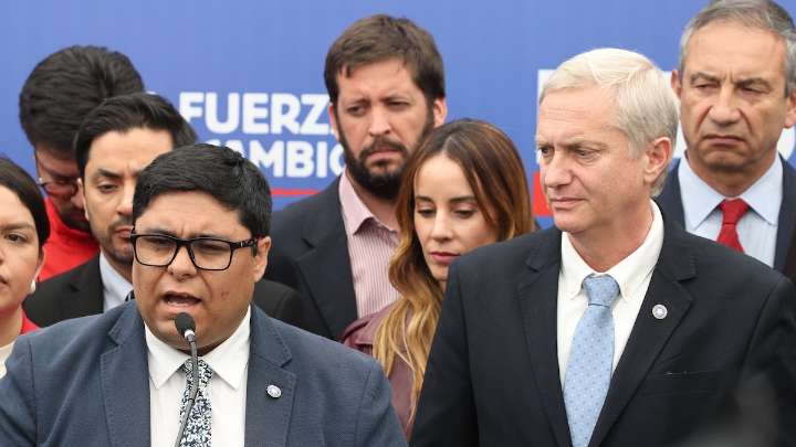 Kast evitó cuestionar dichos de Meza sobre indultar a pedófilos: "Eso no es lo relevante"