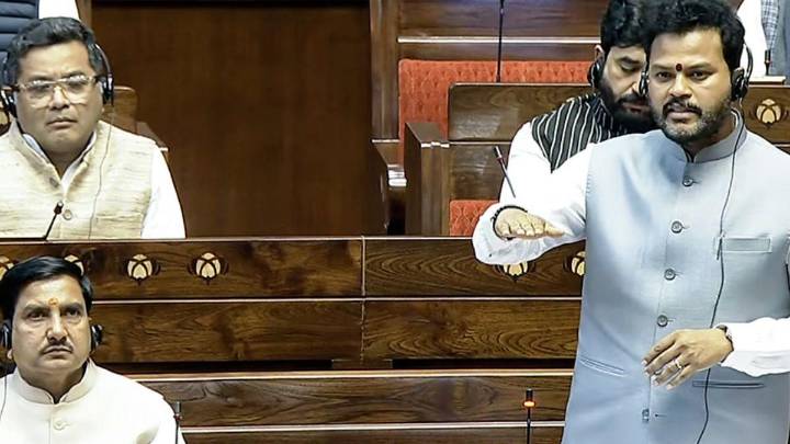 Aviation minister’s parliament statement puts IndiGo under intense scrutiny amid operational collapse: WATCH