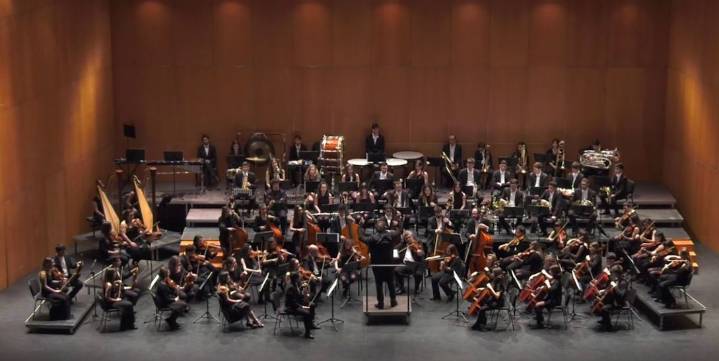 Los jóvenes músicos ofrecen el concierto de Navidad en el Caem