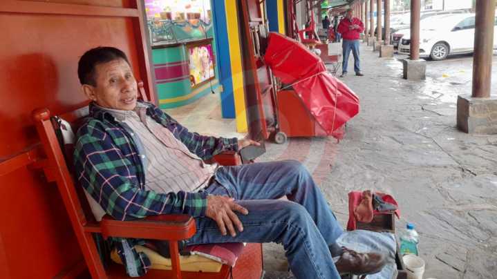 Gremio de aseadores de calzado perjudicados el 99 % por las lluvias: dirigente