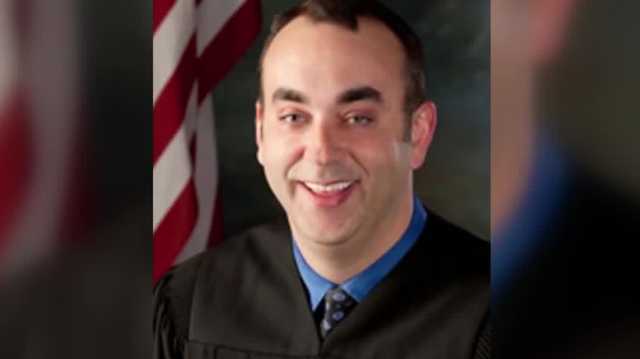 Family of Kentucky judge killed in courthouse files lawsuit